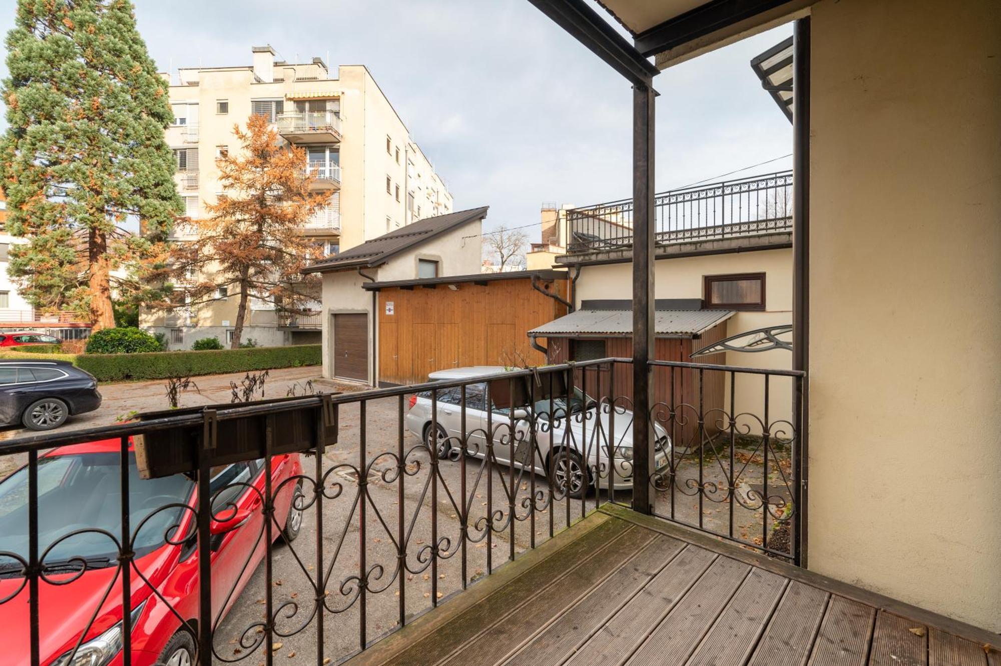 Urban View Apartment With Free Parking Liubliana Exterior foto